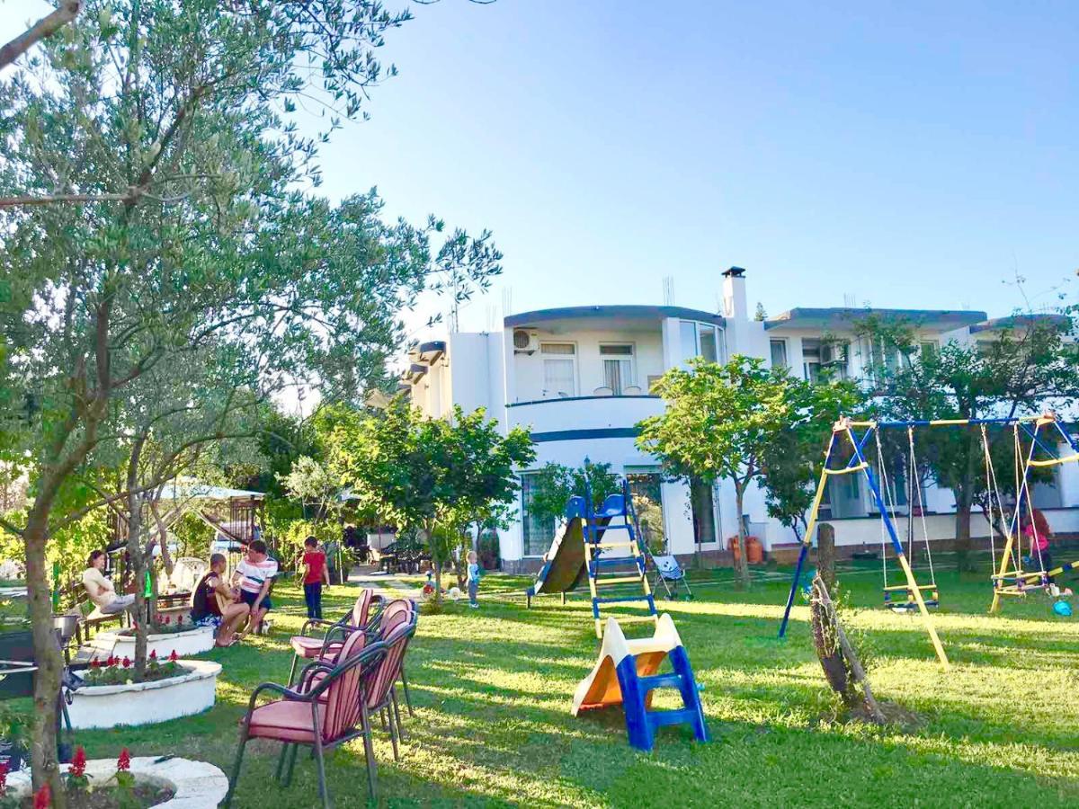 Apartments Flamingo Улцин Екстериор снимка